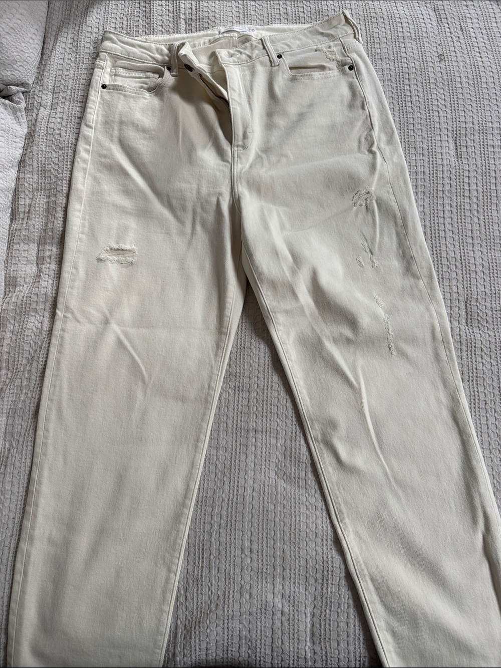 Carly Jean Los Angeles Cream Distressed Straight-Leg Jeans